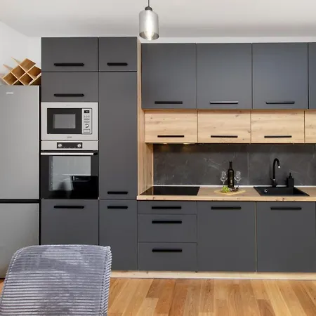 Daire Trogirski San *