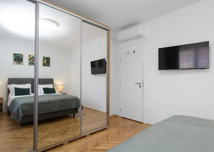 Trogirski San 아파트