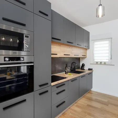 公寓 Trogirski San