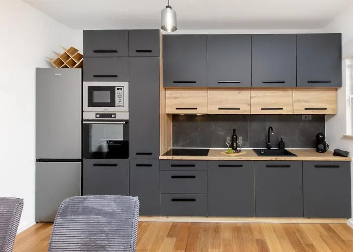 公寓 Trogirski San *