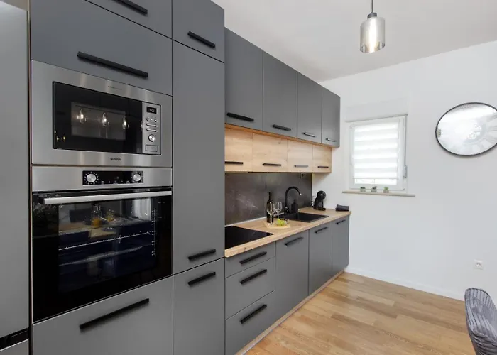 公寓 Trogirski San